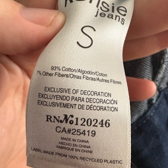 Women’s size small Kenzie Dark Blue Jean Jacket. - Picture 7 of 7